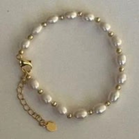 5-6mm White Cultured Pearl Bracelet - 6 to 8 Inches - 14K Yellow Gold Plate - Picture 3 of 6